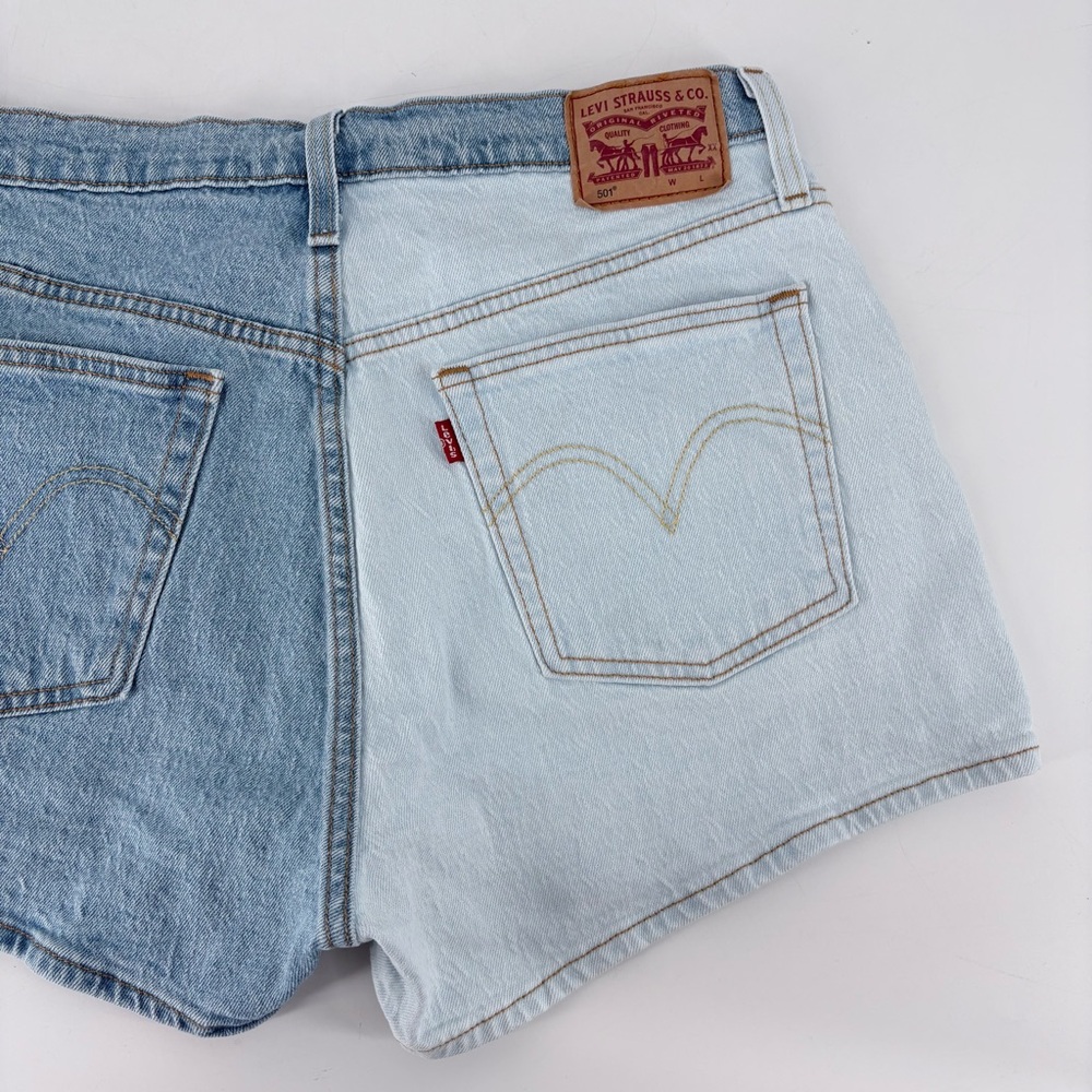 LEVI’S Women's 501 High Rise Two Tone Straight Denim
Jean Shorts - Picture 8 of 12